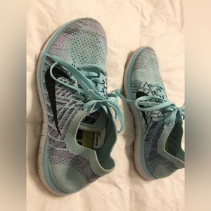 Nike sneakers in blue size 7